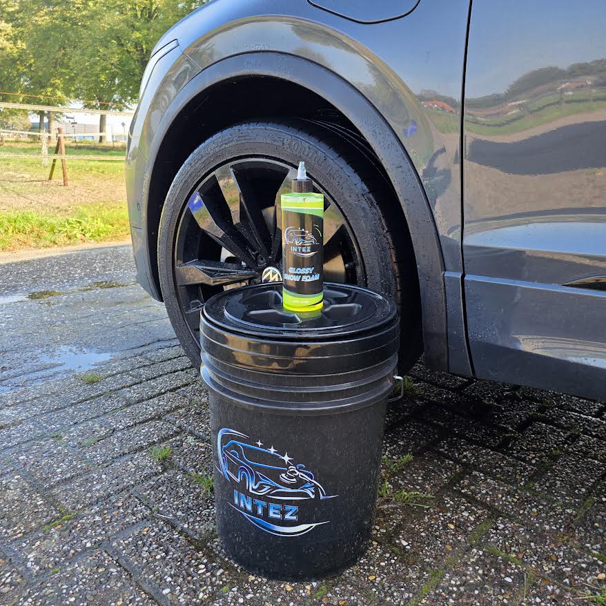 Glossy Snow Foam - auto shampoo